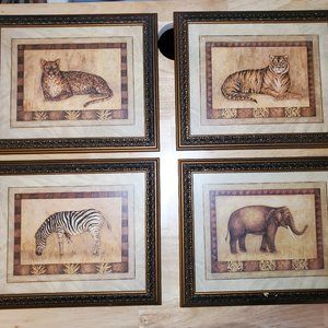 (NEVER USED) Animal Print Picture Set (4)